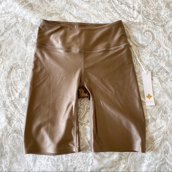 FIERCE + REGAL The Biker Short Tan XXS NWT - Picture 2 of 8